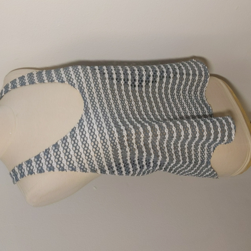 ✅Splendid Racerback Tank Top Medium - Picture 5 of 11